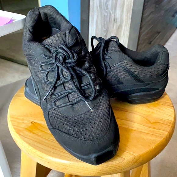 capezio rockit dance sneaker